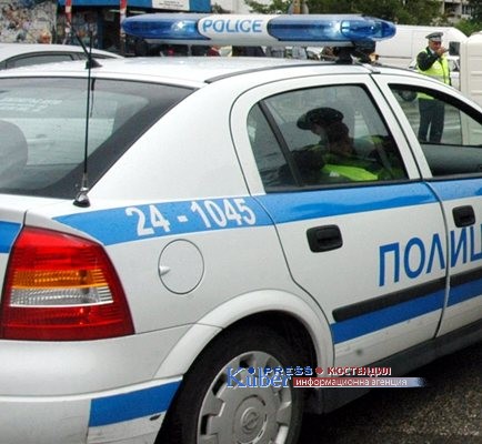 Установиха лек автомобил с интервенция върху номерата на двигателя в Пункта за регистрация на МПС в Дупница