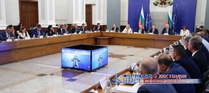 Областният управител на Кюстендил Атанас Гергинов участва в среща в МС за превенция на наводненията и подготовката