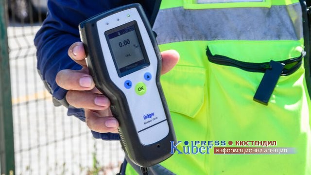 Спипаха дупничанин да шофира с 2,99 промила алкохол
