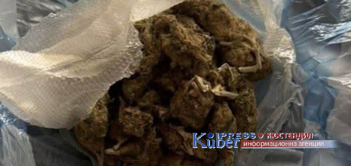 Фентанил, канабис и метадон намериха в жилище в квартал „Изток“-Кюстендил