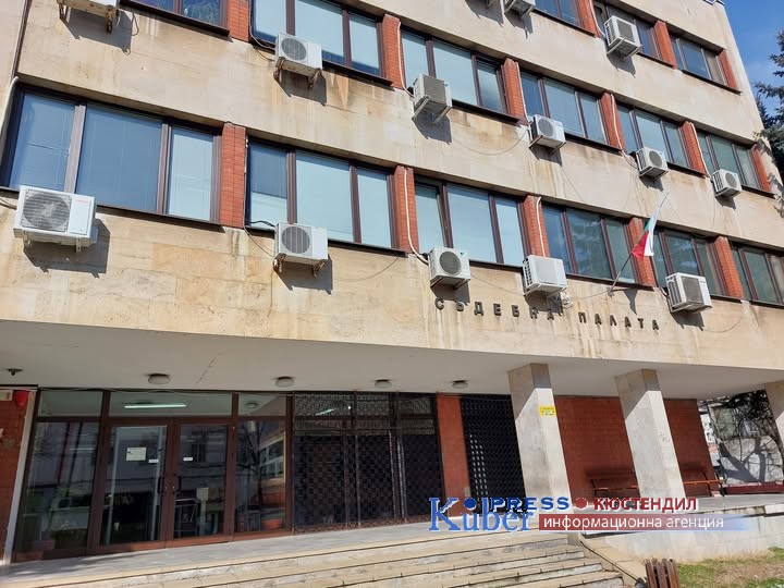 Дупнишкия съд с присъда „Пробация“ за противозаконно повреждане на чужда движима вещ в казино